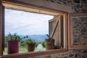 rustica ventana comedor